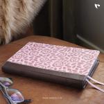 NIV Thinline Bible, Large Print (Pink)