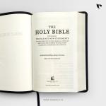 KJV Thinline Reference Bible | Black Bonded Leather